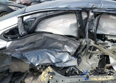 2022 Honda Accord Hybrid Sport из США, поврежденный, VIN 1HGCV3F20NA014637